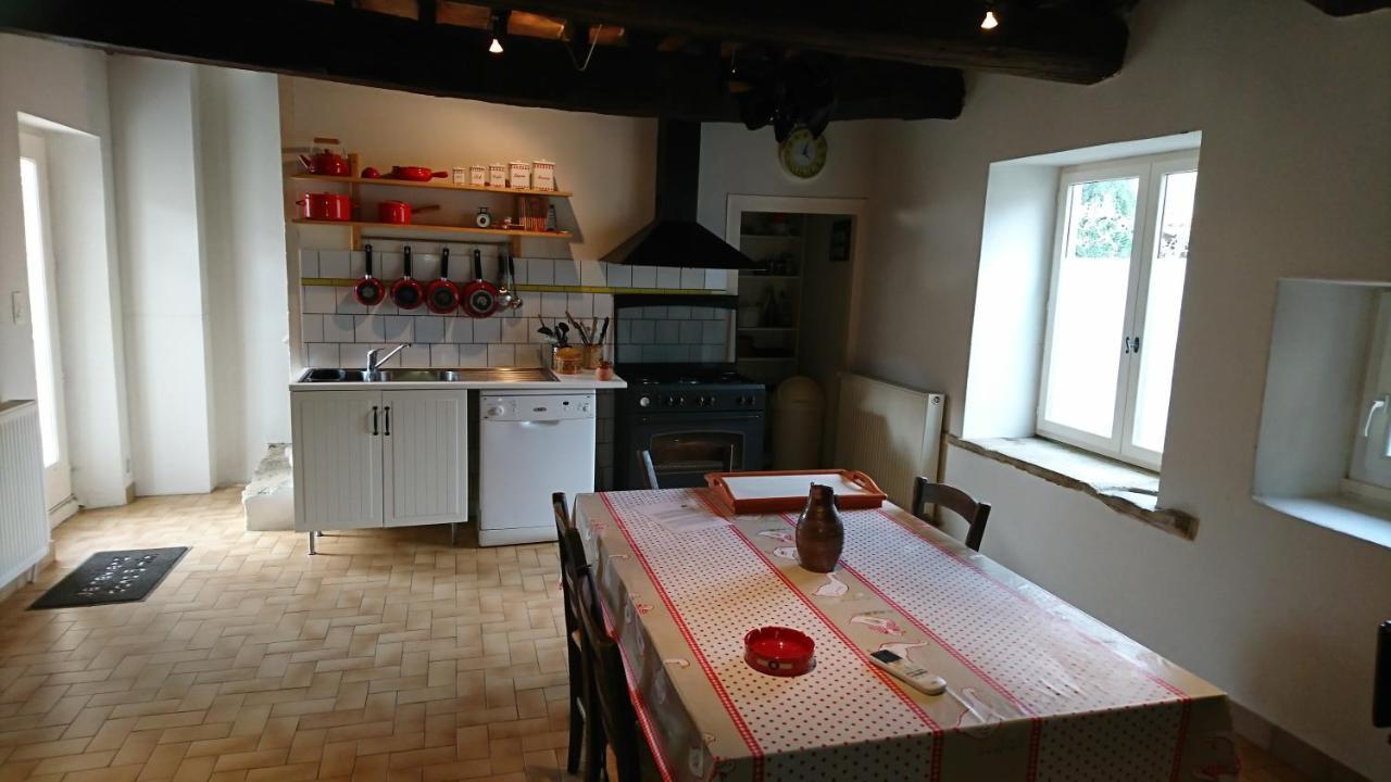 Le Mas Des Sorcières - Maison d'hôtes Valréas Esterno foto
