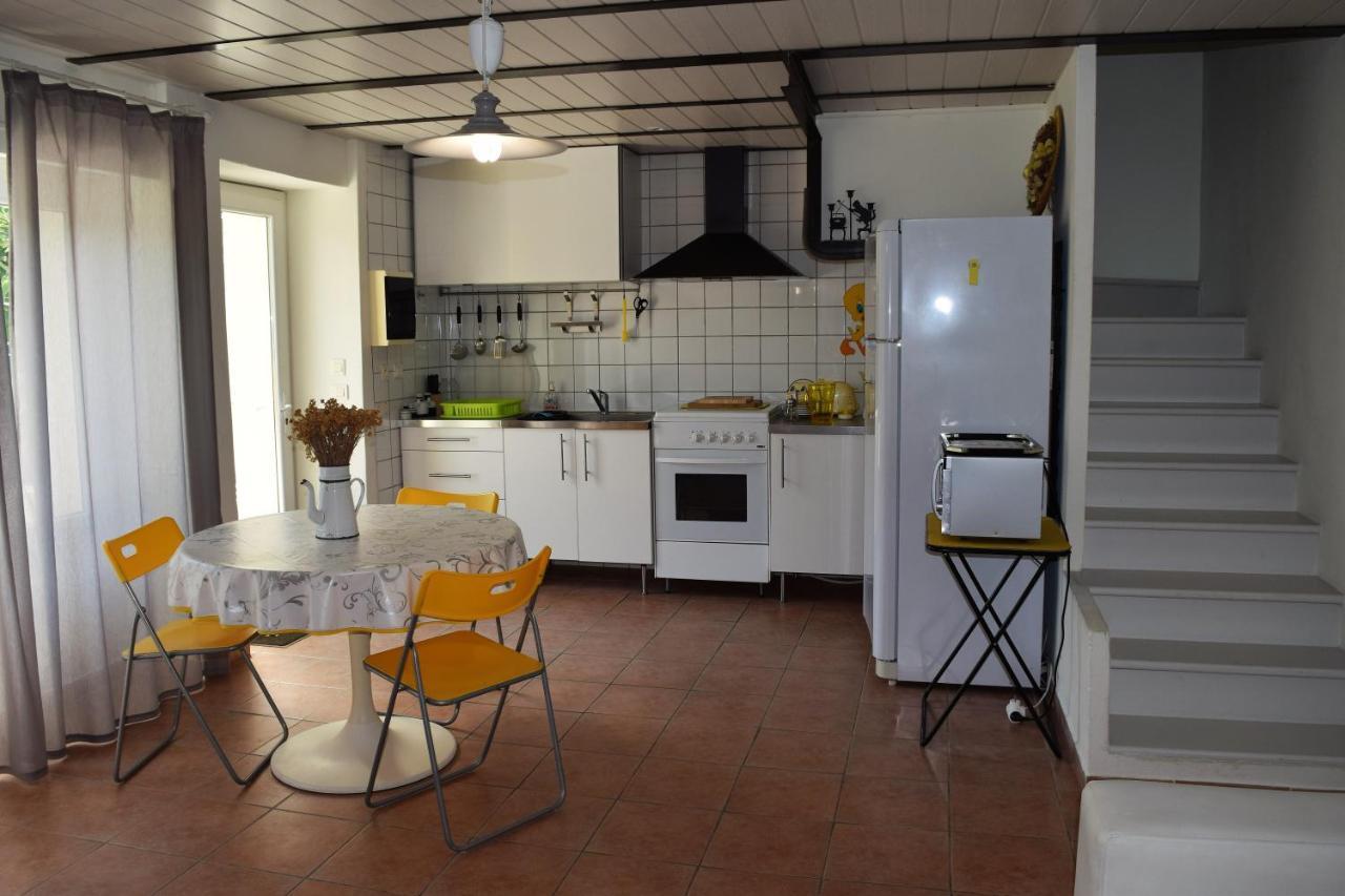 Le Mas Des Sorcières - Maison d'hôtes Valréas Esterno foto